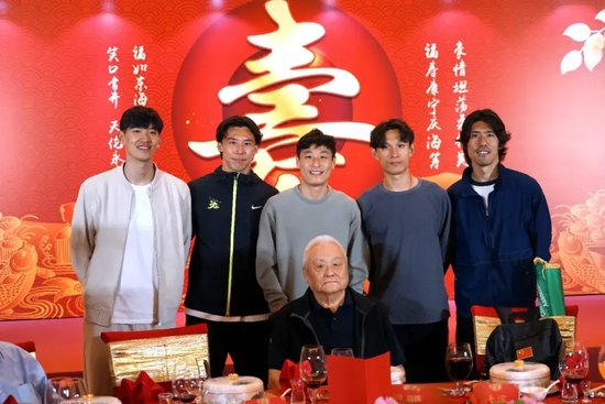 金狮贵宾会是公司制作的3D固定视觉武侠网游案例展示