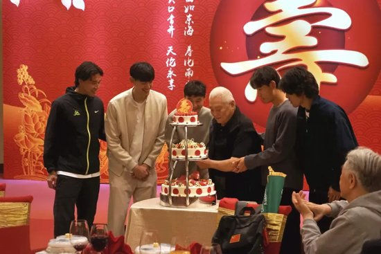 旗下六大电子游戏平台用户总数已突破三百万人。图片展示